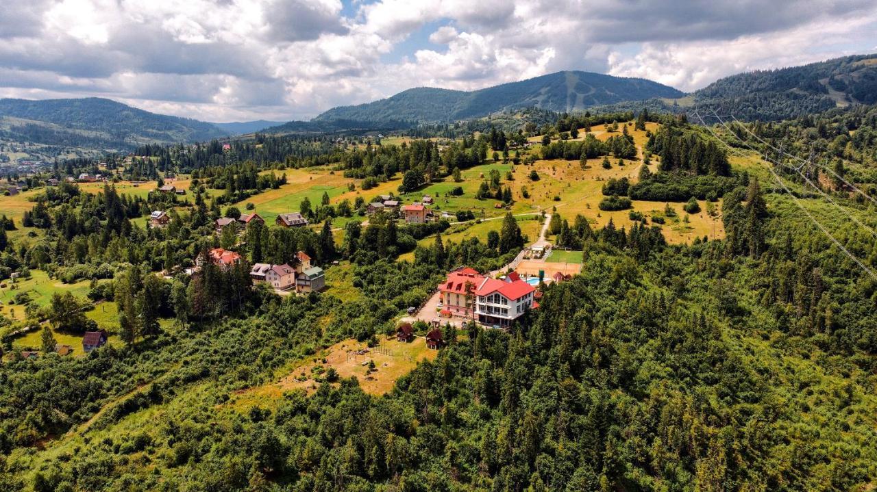 Карпатський Затишок Hotell Slavske Exteriör bild