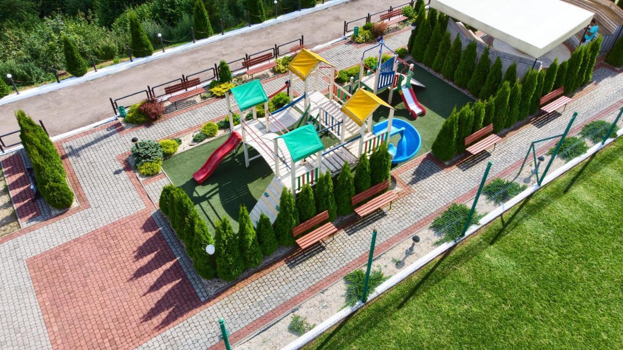 Карпатський Затишок Hotell Slavske Exteriör bild