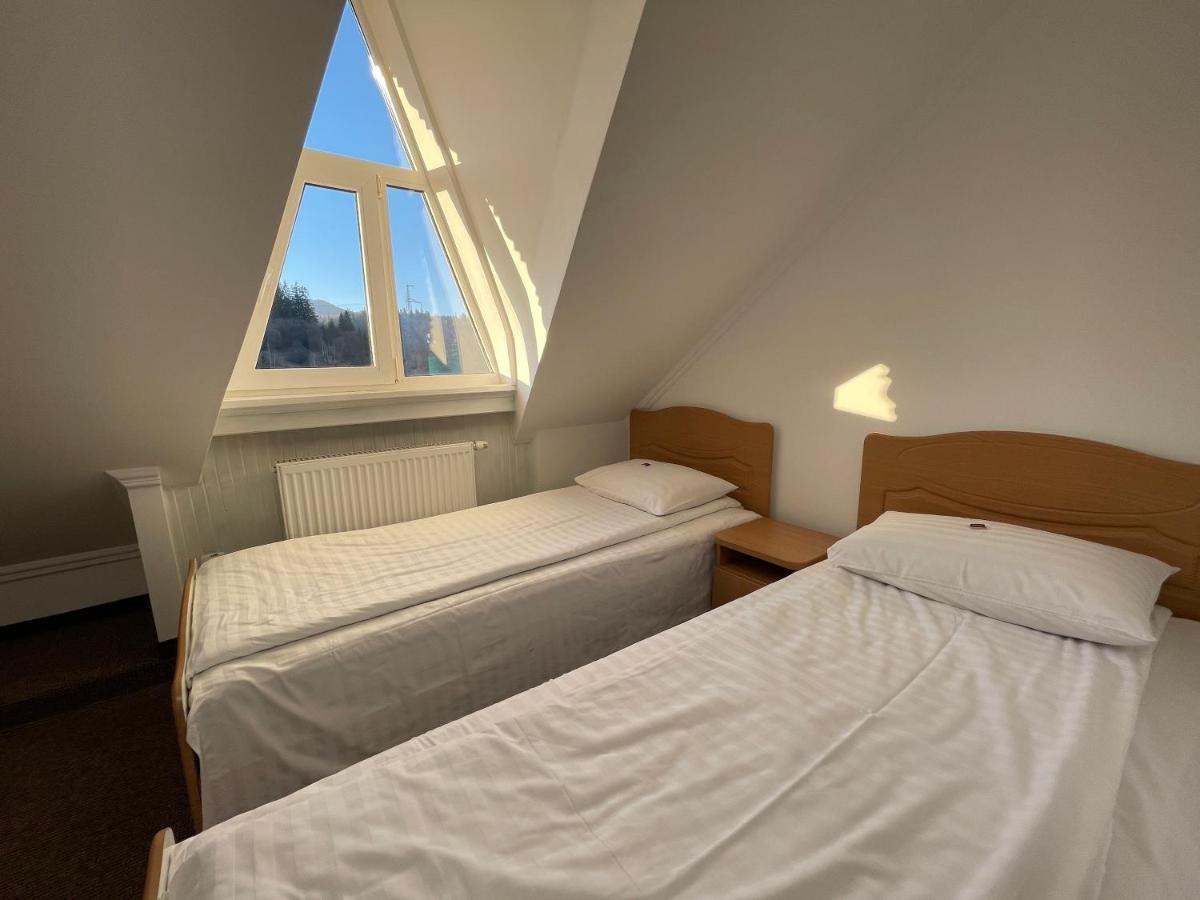 Карпатський Затишок Hotell Slavske Exteriör bild