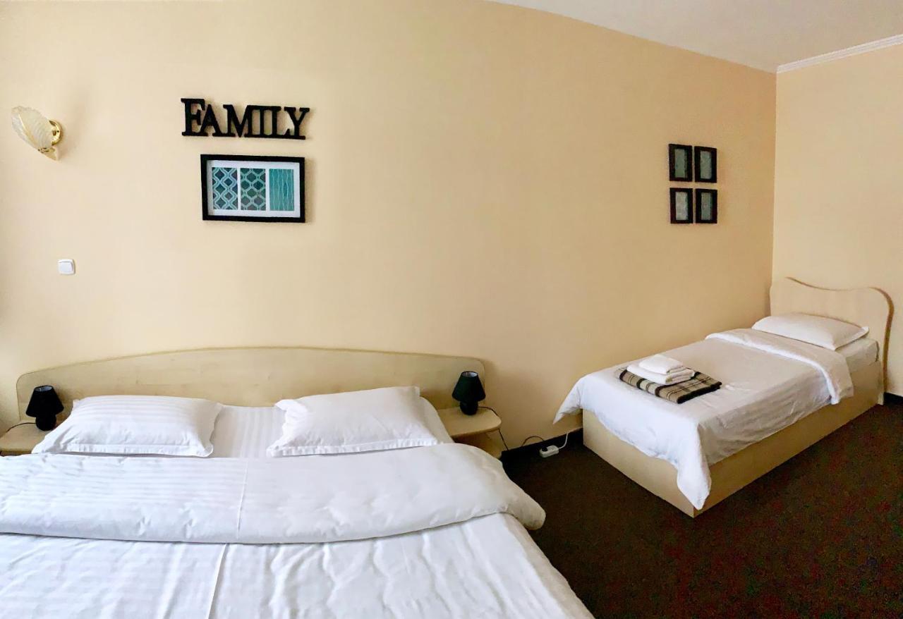 Карпатський Затишок Hotell Slavske Exteriör bild